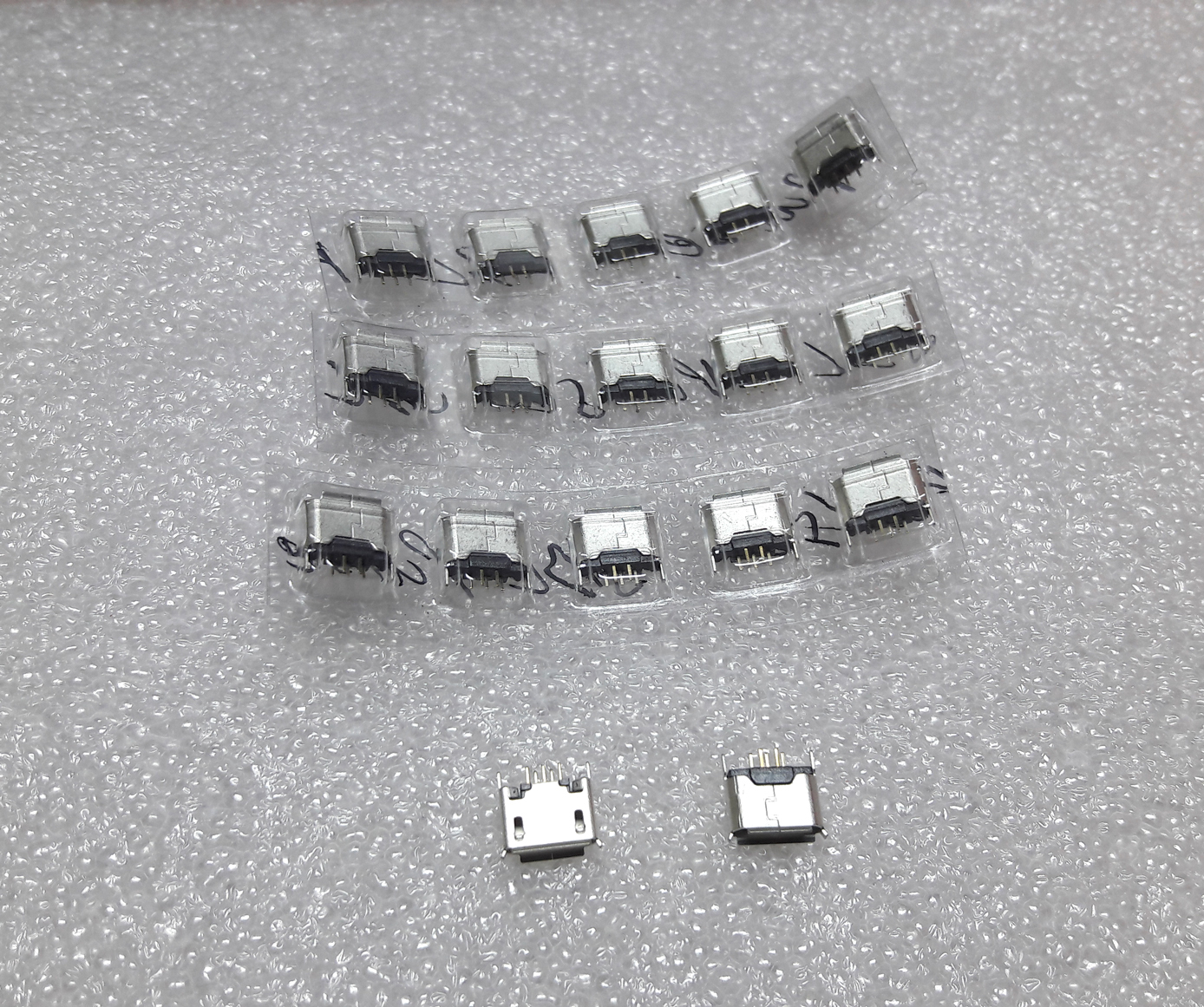 JBL Pulse Ladebuchse Reparatur Micro-USB Anschluss Service - Hochwertig Reparaturdienste Jetzt verfügbar mit schnellem weltweiten Versand