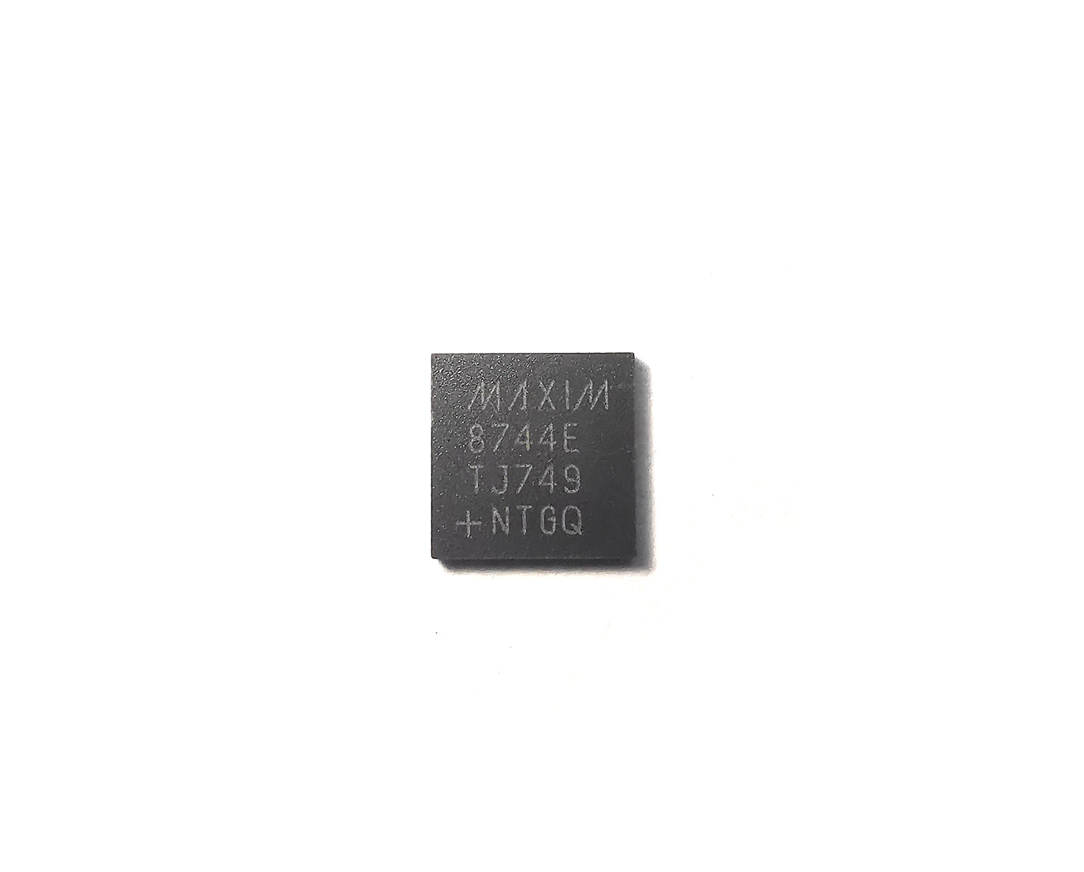 MAXIM MAX8744 SMPS Controller IC 32-Pin Thin QFN - High-quality Integrated Circuits Available now with fast shipping worldwide