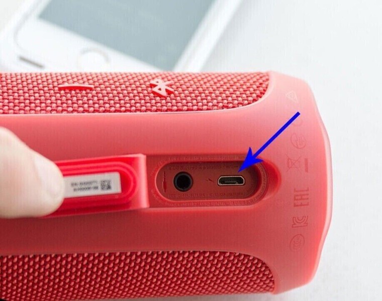 JBL Flip 4 Micro-USB Poort Reparatie Service | Snel Herstel