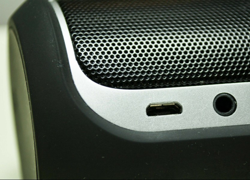 Réparation Connecteur Charge JBL Flip 2 Port Micro-USB