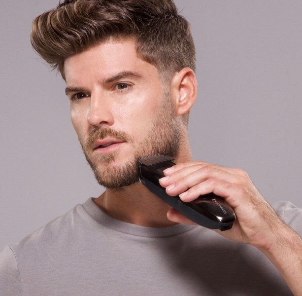 Tondeuse Barbe Remington MB4700 Smart Touch Tech - Haute qualité Tondeuses barbe Disponible maintenant avec une expédition rapide dans le monde entier